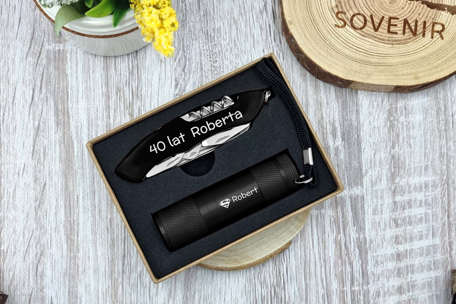 Zestaw Latarka LED Scyzoryk Czarny z Grawerem GRATIS Prezent dla Taty 
